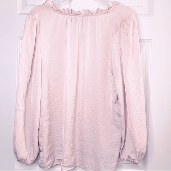 OLD Navy Ruffle Trim Satin Surplus Tunic Top SizeL - Picture 3 of 8